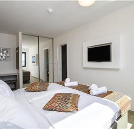 5 bedroom beachfront villa with heated pool near Omis, sleeps 9